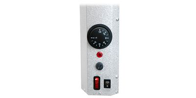 Wędzarnia wyposażona jest w termostat, który włącza i wyłącza grzanie w zależności od ustawień.