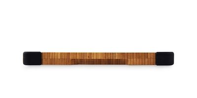 Drewniana deska wykonana jest z wysokiej jakości drewna bambusowego.