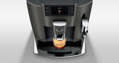 W połączeniu z zaawansowanymi technologiami parzenia – Procesem Ekstrakcji Pulsacyjnej oraz jednostką zaparzająca 3D 8 generacji, wszystkie drobinki kawy uwolnią maksimum wyjątkowego smaku i zniewalającego aromatu.