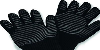 Rękawice posiadają silikonowe paski, zapewniające lepszy chwyt.