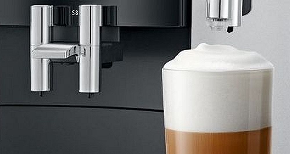 Udoskonalona dysza spieniająca zastosowana w ekspresie do kawy Jura S8 Moonlight Silver (EA) pozwoli Ci na przygotowanie idealnie kremowej pianki na Twoim latte oraz cappuccino. 
