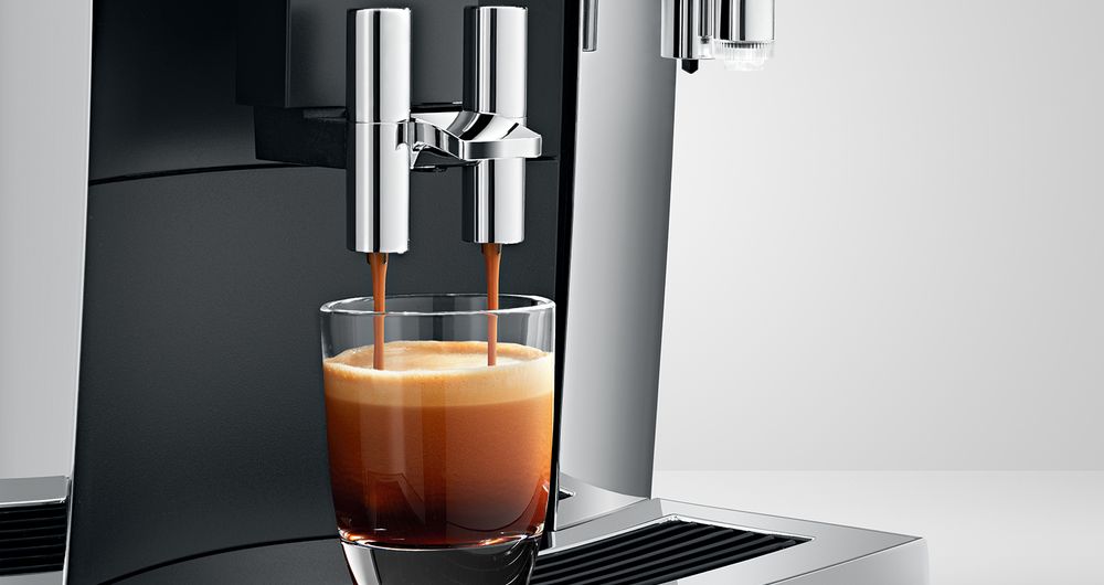 Autorskie rozwiązanie w postaci Procesu Ekstrakcji Pulsacyjnej (P.E.P.) pozwala uwolnić z ziaren kawy pełnię smaku i aromatu. Dzięki niej Twoje ulubione espresso będzie smakować jak nigdy dotąd.