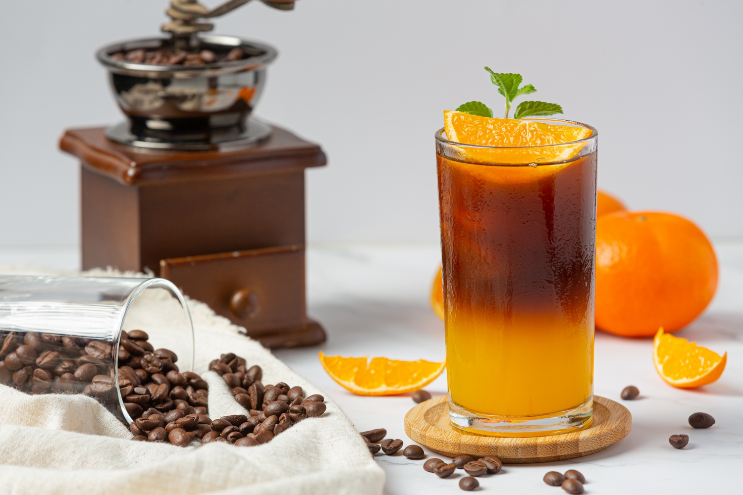 Kawa z sokiem z pomarańczy