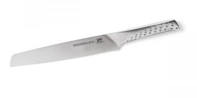 Nóż wykonany jest z wysokiej jakości stali nierdzewnej.